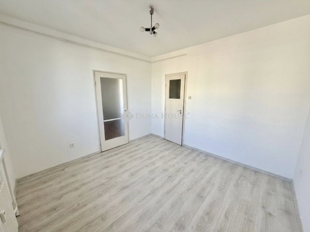 Eladó téglalakás, Budapesten, XX. kerületben 53.9 M Ft, 2 szobás
