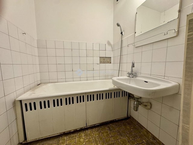Eladó panellakás, Budapesten, XI. kerületben 55.5 M Ft, 1 szobás