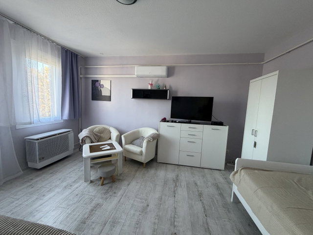 Kiadó téglalakás, albérlet, Keszthelyen 130 E Ft / hó, 1 szobás