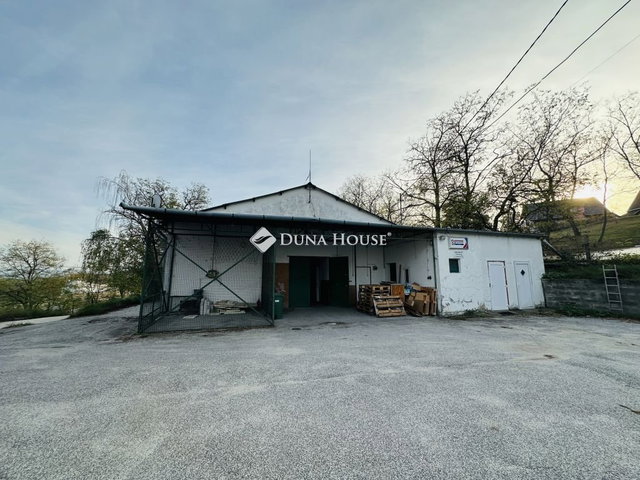Eladó ipari ingatlan, Dorogon, Árpád utcában 85 M Ft