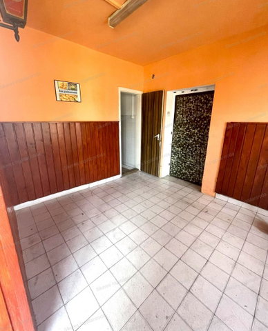 Eladó üzlethelyiség, Dorogon 23 M Ft, 2 szobás