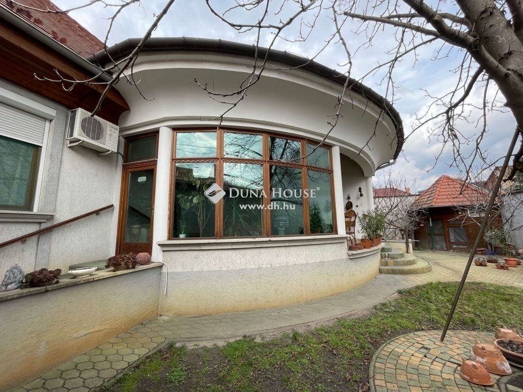 Családi ház · 5 hálószoba · 205 m² · 214.900.000 Ft