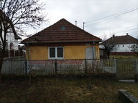 Eladó családi ház