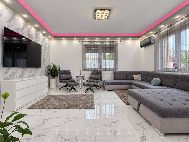 Eladó családi ház, Budapesten, XX. kerületben 139.9 M Ft