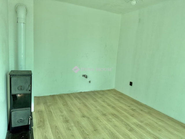 Eladó családi ház, Cserkúton 15.5 M Ft, 2 szobás