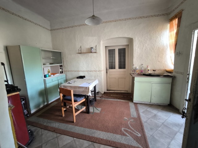 Eladó családi ház, Pocsajon 6.5 M Ft, 2 szobás