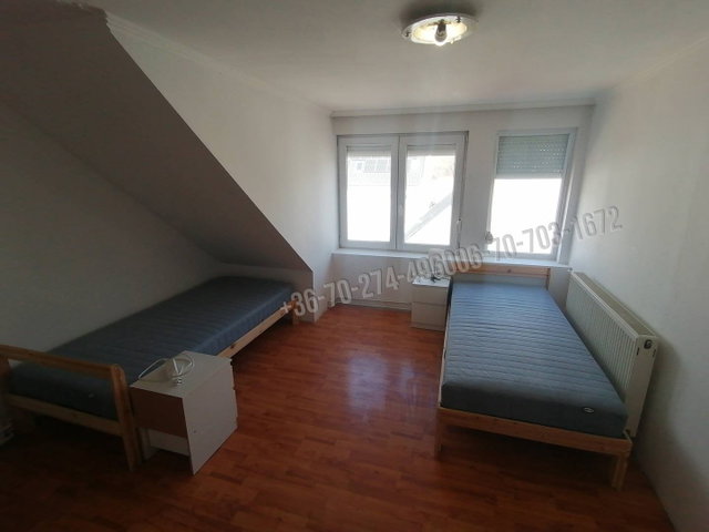 Kiadó családi ház, albérlet, Vácon 700 E Ft / hó, 5+4 szobás