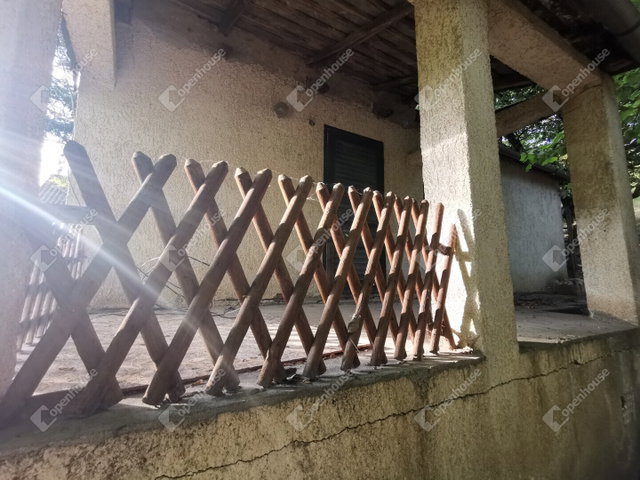 Eladó nyaraló, Homokkomáromon 9.85 M Ft, 3 szobás