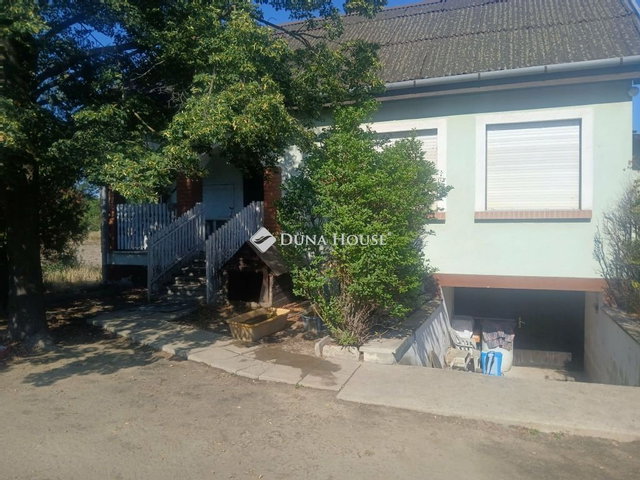 Eladó mezogazdasagi ingatlan, Cegléden 35 M Ft, 1 szobás