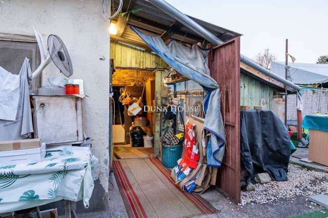 Eladó családi ház, Szegeden 64 M Ft, 4 szobás