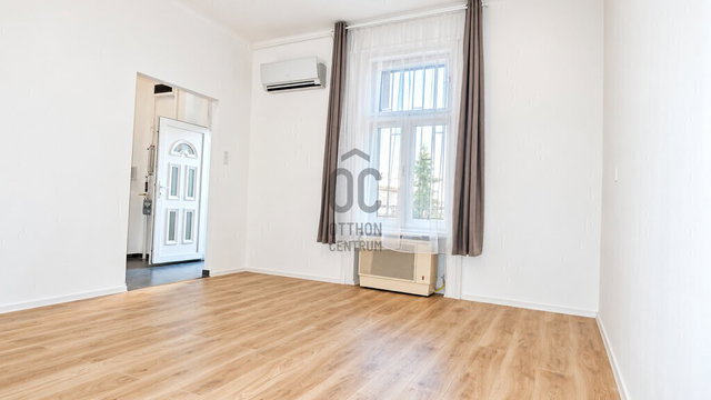 Eladó téglalakás, Budapesten, X. kerületben 42.5 M Ft, 1 szobás