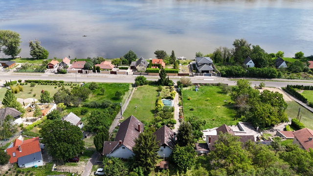 Eladó családi ház, Mohácson 107 M Ft, 4 szobás