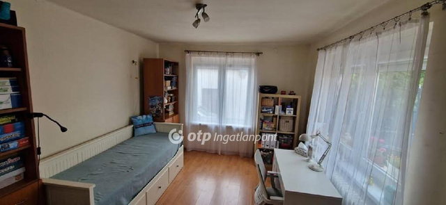 Eladó családi ház, Pomázon 115 M Ft, 3 szobás