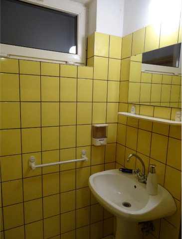 Kiadó üzlethelyiség, Nyíregyházán 80 E Ft / hó, 1 szobás