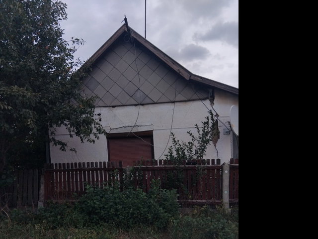 Eladó családi ház, Nádudvaron 3.6 M Ft, 1+1 szobás