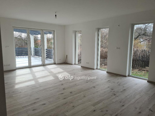 Eladó ikerház, Érden 136 M Ft, 4 szobás / költözzbe.hu