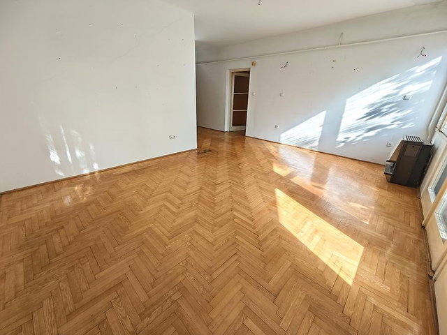Eladó téglalakás, Budapesten, II. kerületben, Hűvösvölgyi úton