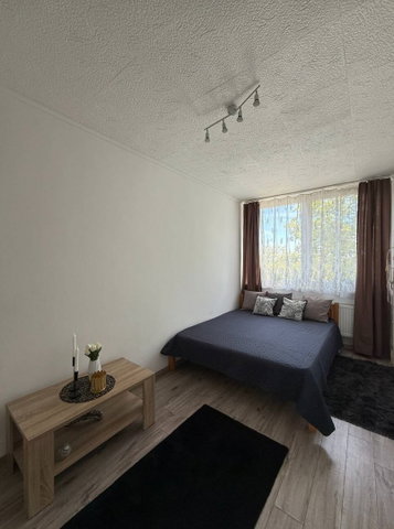 Eladó téglalakás, Dunaújvárosban 32.9 M Ft, 2 szobás