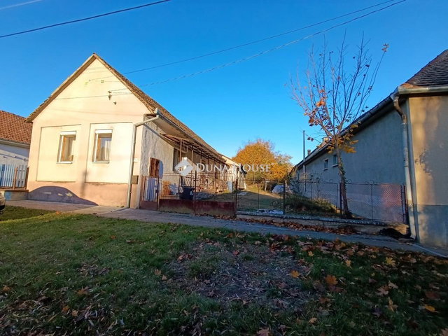 Eladó családi ház, Himesházán 10 M Ft, 4 szobás