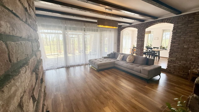 Eladó családi ház, Debrecenben 149.9 M Ft, 5 szobás
