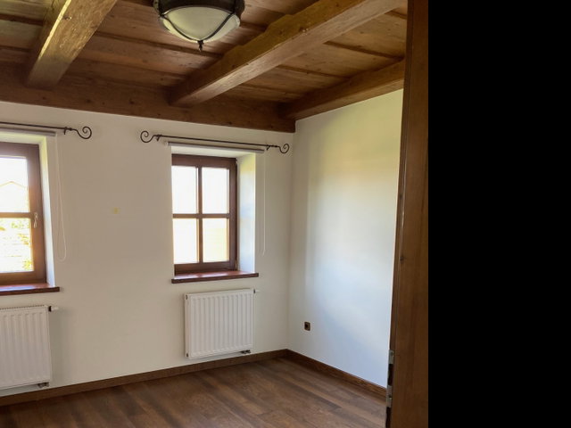 Eladó családi ház, Pápán 249.9 M Ft, 6 szobás