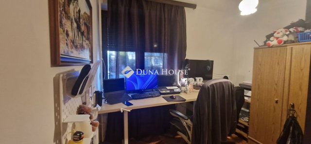 Eladó családi ház, Siófokon 185 M Ft, 8 szobás