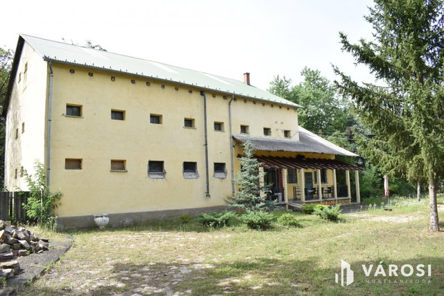 Eladó ipari ingatlan, Gyulán 85 M Ft, 1 szobás