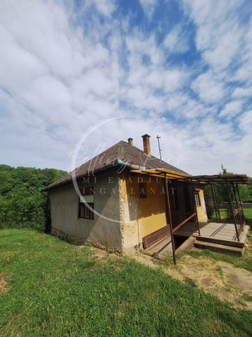 Eladó családi ház, Szászváron 15 M Ft, 3 szobás