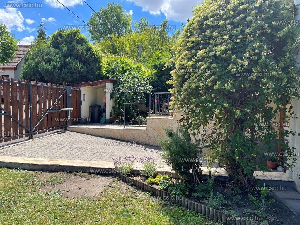 4 bed · 133m² · 153.500.000 ft