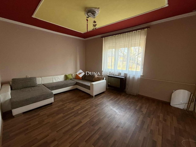 Eladó családi ház, Kerekegyházán 34.8 M Ft, 2 szobás