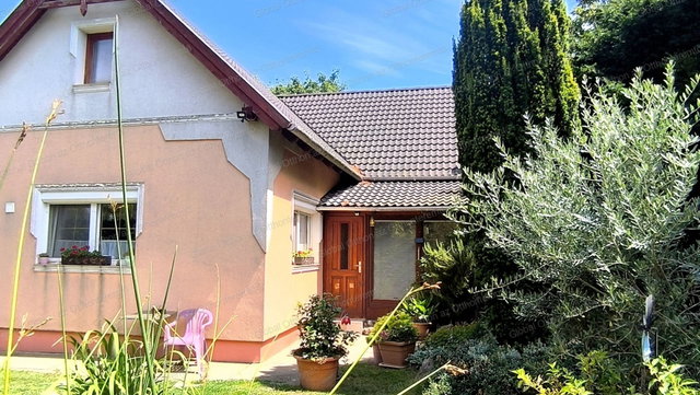 Eladó családi ház, Bezenyén 84.9 M Ft / költözzbe.hu