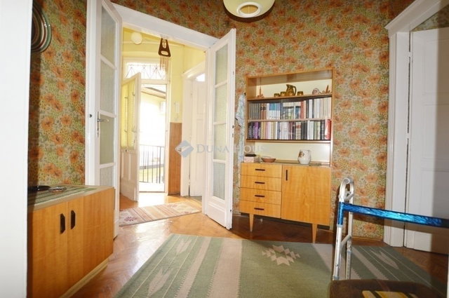Eladó téglalakás, Budapesten, II. kerületben 80 M Ft, 3 szobás