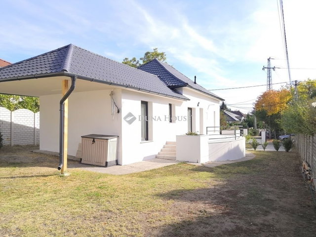 Eladó családi ház, Szentendrén 149 M Ft, 3+1 szobás