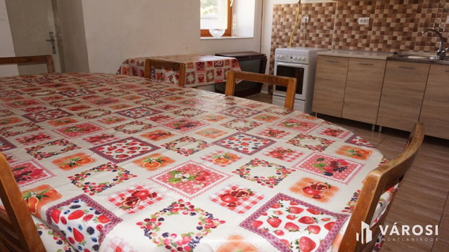 Eladó családi ház, Hódmezővásárhelyen 54.7 M Ft, 3 szobás