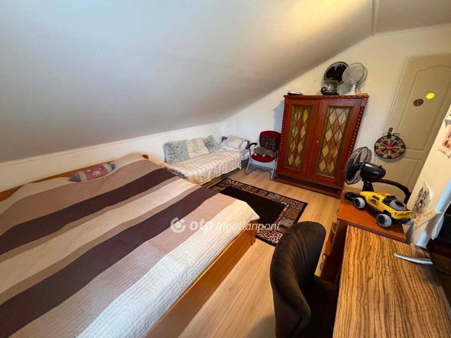 Eladó családi ház, Cegléden 65 M Ft, 3 szobás