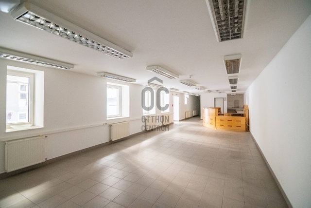 Eladó családi ház, Budapesten, I. kerületben 698 M Ft, 18 szobás