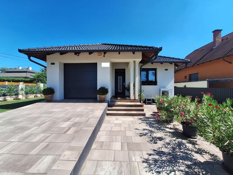 Családi ház · 4 hálószoba · 143 m² · 196.900.000 Ft