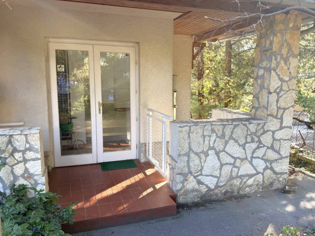 Kiadó téglalakás, albérlet, Pécsett 160 E Ft / hó, 1+1 szobás