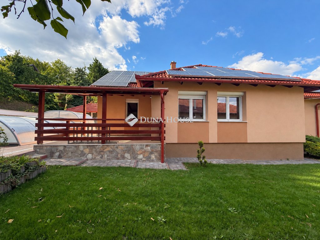Családi ház · 6 hálószoba · 145 m² · 164.900.000 Ft