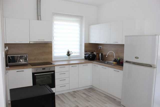 Eladó családi ház, Dabason 99.99 M Ft, 3 szobás