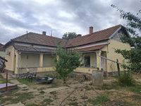 Eladó családi ház, Tiszaroffon 16.5 M Ft, 3 szobás
