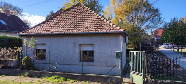 Eladó családi ház, Ócsán 49.9 M Ft, 2 szobás