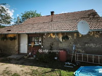 Eladó családi ház, Tiszakécskén 10 M Ft, 1+1 szobás