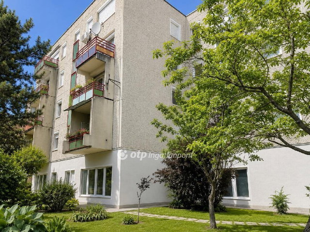 Eladó panellakás, Budapesten, XVI. kerületben 79.9 M Ft