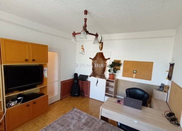 Eladó téglalakás, Szegeden 43.9 M Ft, 2 szobás