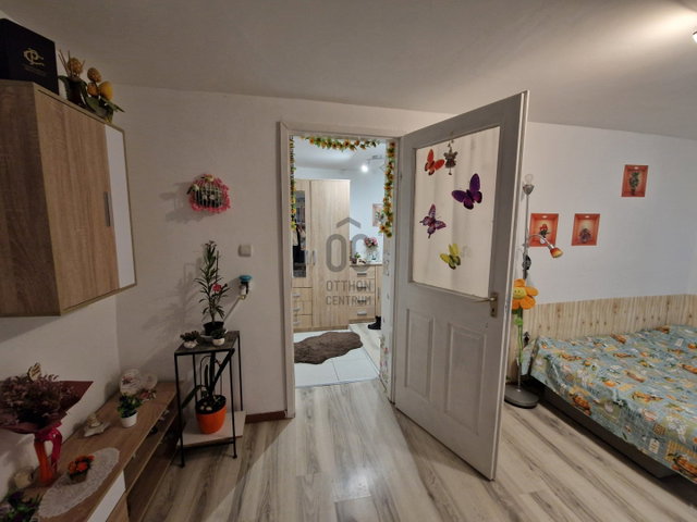 Eladó téglalakás, Tárnokon 40 M Ft, 2 szobás