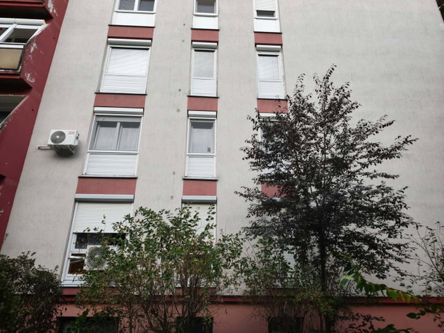 Eladó panellakás, Pécsett 38.99 M Ft, 2 szobás