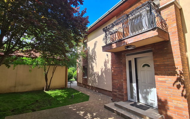 Eladó családi ház, Debrecenben, Vajdahunyad utcában 189.9 M Ft