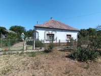 Eladó családi ház, Németkéren 22.9 M Ft, 3 szobás