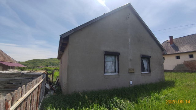 Eladó családi ház, Sóshartyánon 3.3 M Ft, 2+1 szobás